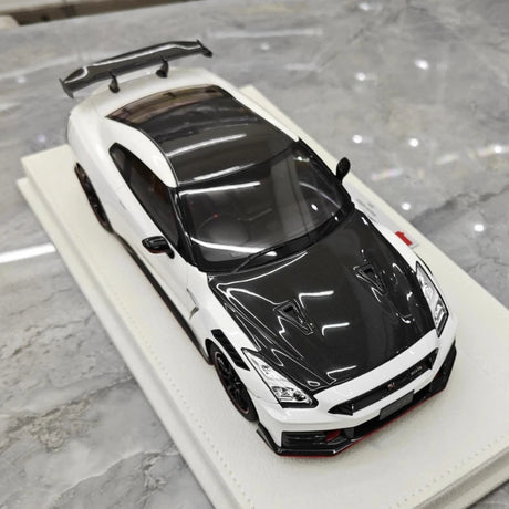 [Make Up] 1:18 Nissan 2024 GT-R R35 Nismo White Model Car Resin