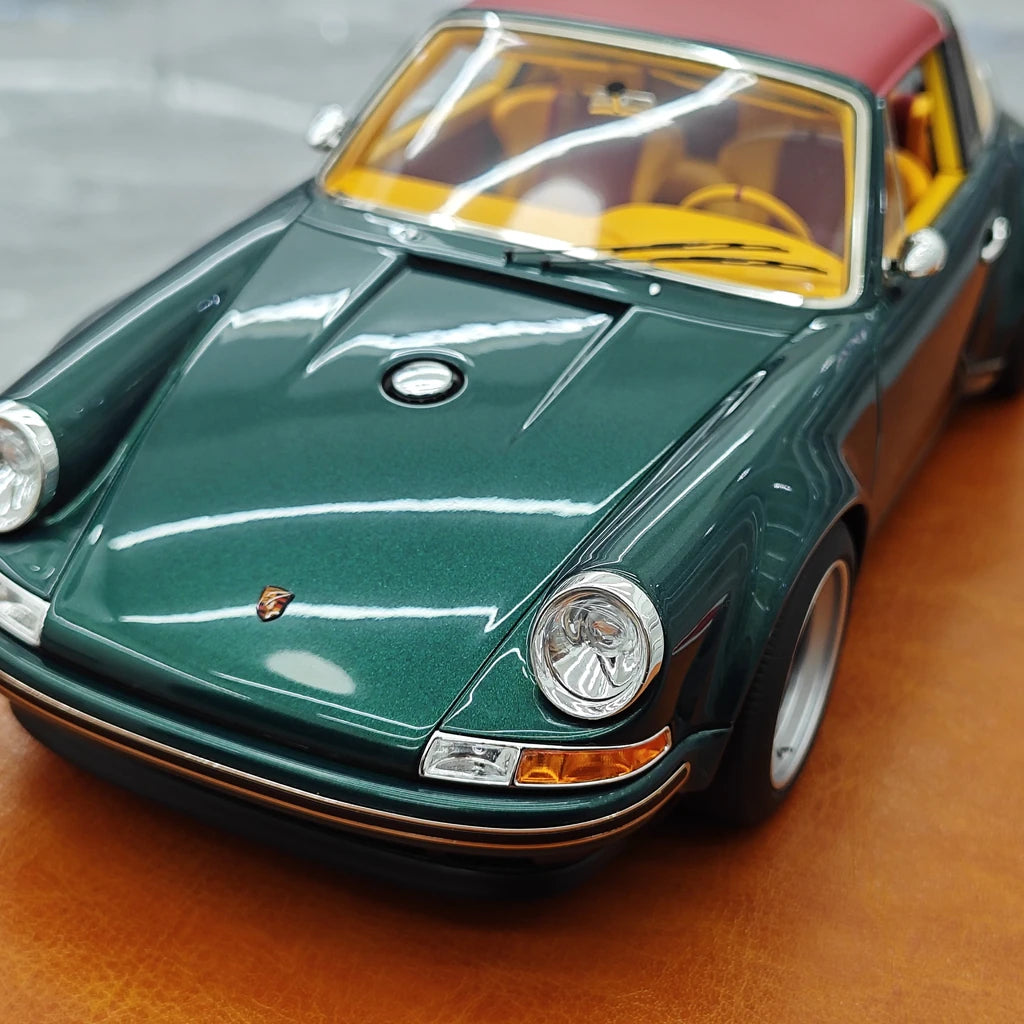 [Make Up] 1:18 Porsche 1990 Singer 911 964 Targa Green Model Car Resin