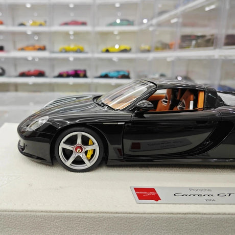 [Make Up] 1:18 Porsche 2004 Carrera GT Black Model Car Resin