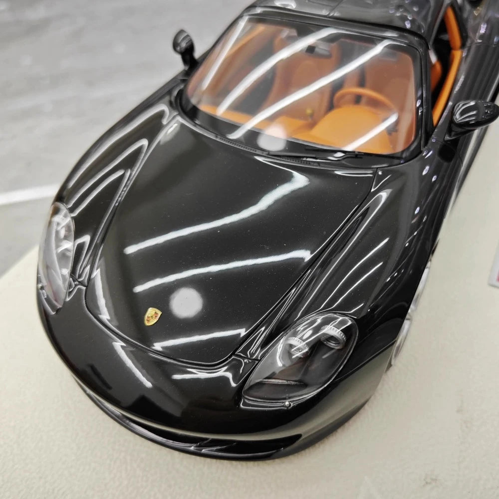 [Make Up] 1:18 Porsche 2004 Carrera GT Black Model Car Resin