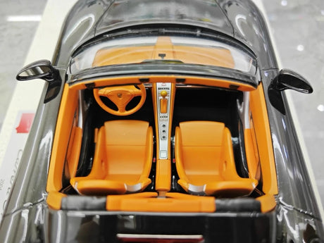 [Make Up] 1:18 Porsche 2004 Carrera GT Black Model Car Resin