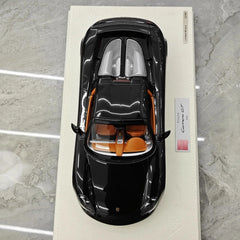 [Make Up] 1:18 Porsche 2004 Carrera GT Black Model Car Resin