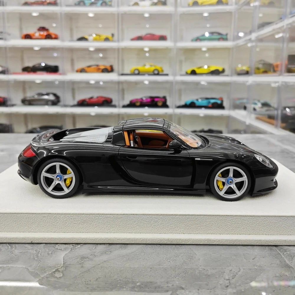[Make Up] 1:18 Porsche 2004 Carrera GT Black Model Car Resin