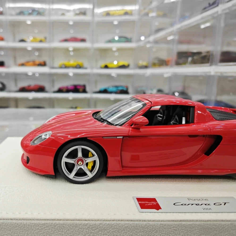 [Make Up] 1:18 Porsche 2004 Carrera GT Red Model Car Resin