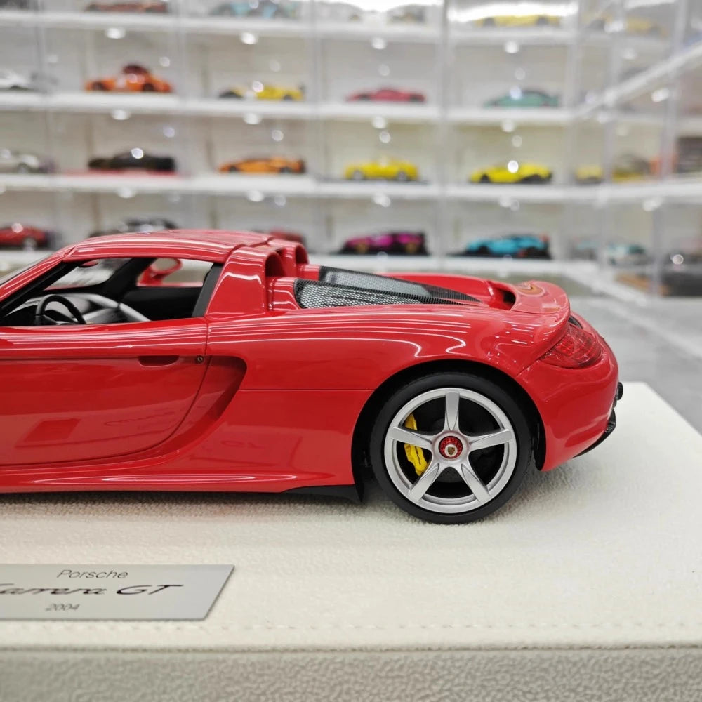 [Make Up] 1:18 Porsche 2004 Carrera GT Red Model Car Resin