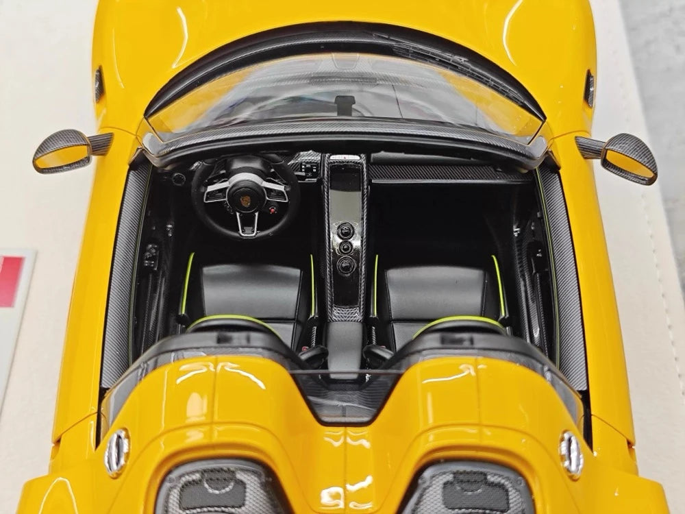 [Make Up] 1:18 Porsche 2011 918 Spyder Orange Model Car Resin