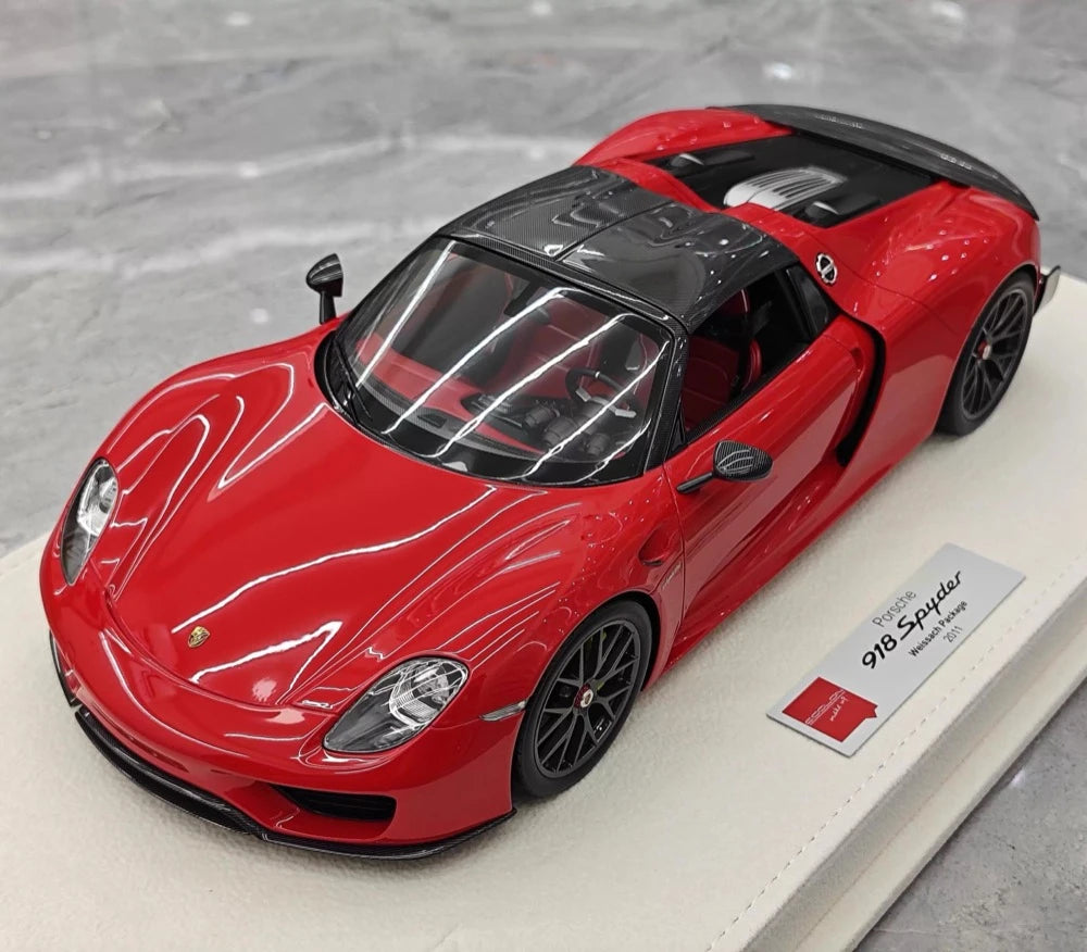 [Make Up] 1:18 Porsche 2011 918 Spyder rood & zwart modelauto Hars