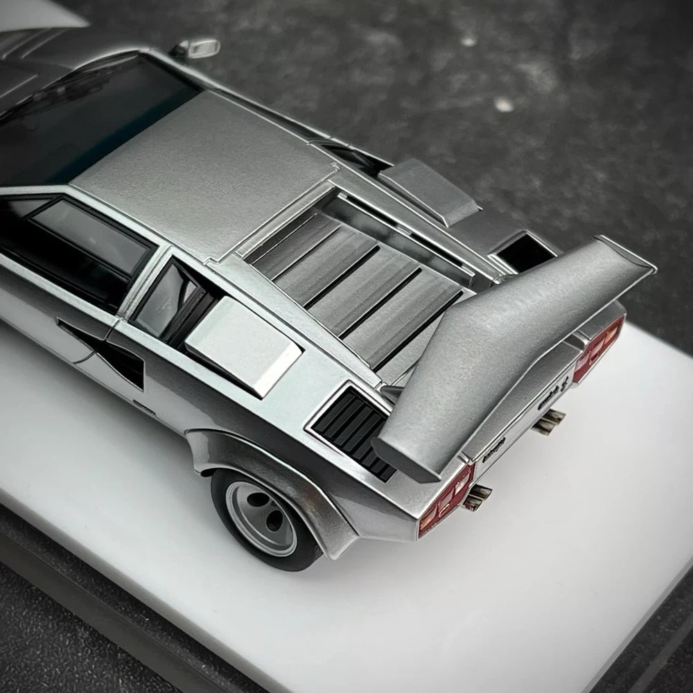 [Make Up] 1:43 Lamborghini 1980 Countach LP400S argento modellino di auto resina