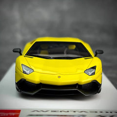 [Make Up] 1:43 Lamborghini 2013 Aventador LP720-4 50th Anniversario Yellow Model Car Resin