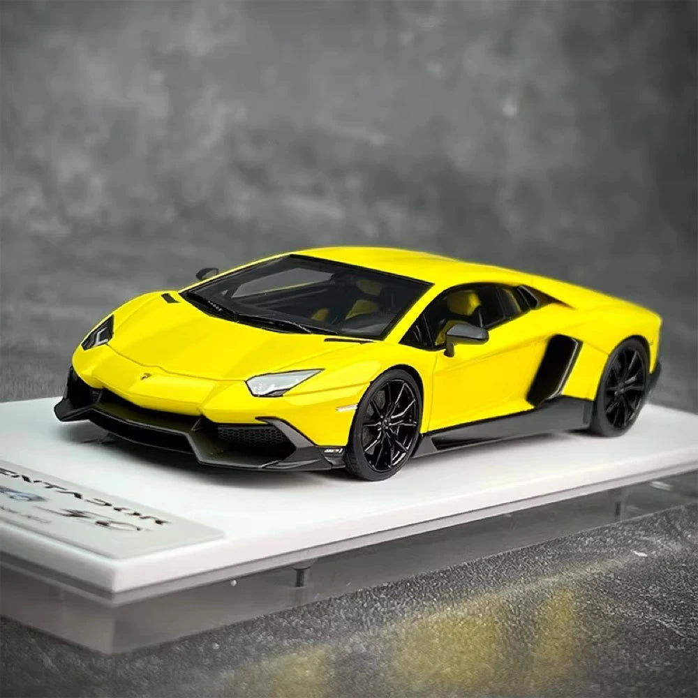 [Make Up] 1:43 Lamborghini 2013 Aventador LP720-4 50th Anniversario イエロー モデルカー レジン