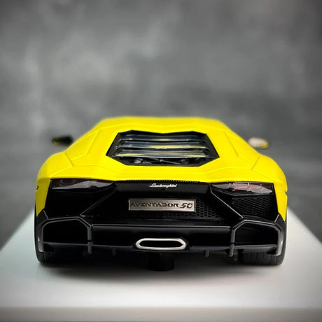 [Make Up] 1:43 Lamborghini 2013 Aventador LP720-4 50th Anniversario Yellow Model Car Resin