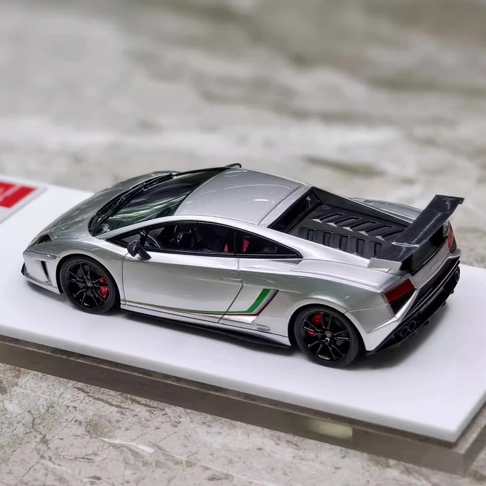 [Make Up] 1:43 Lamborghini 2014 Gallardo LP570-4 Squadra Corse Silver Model Car Resin