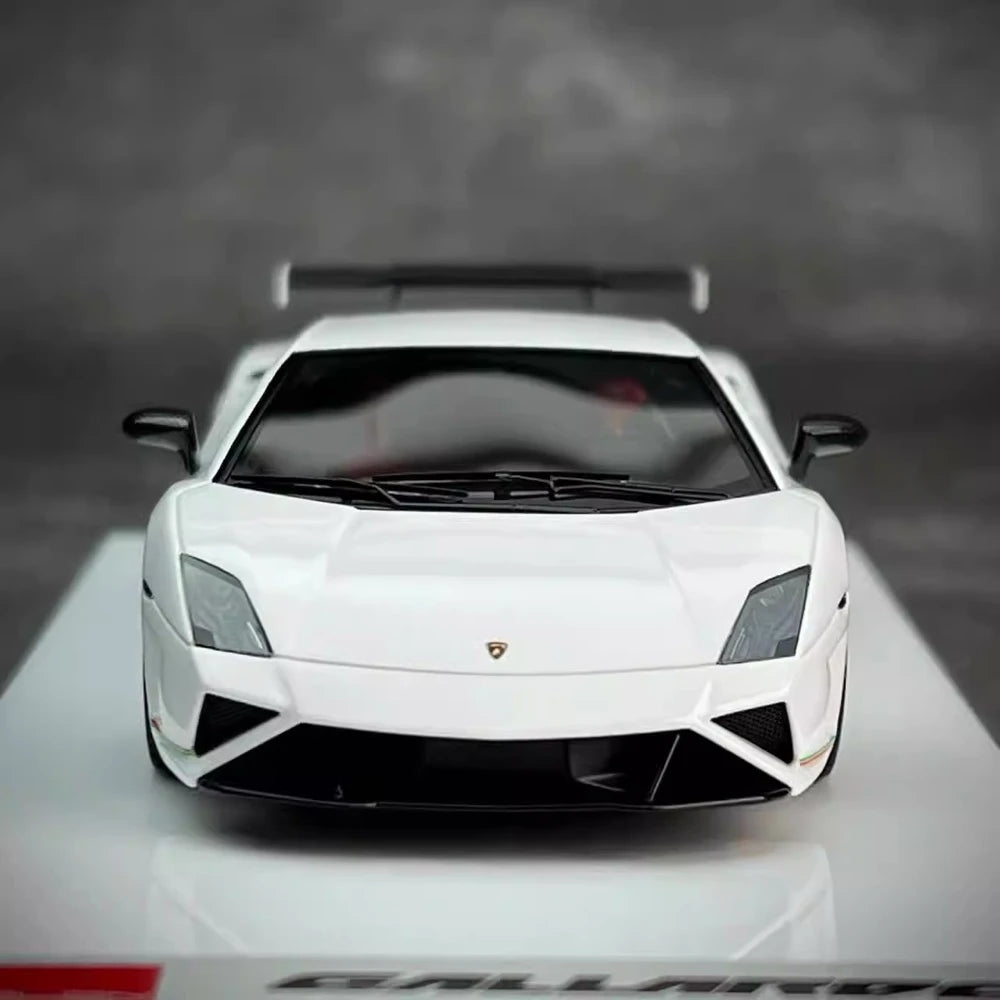 [Make Up] 1:43 Lamborghini 2014 Gallardo LP570-4 Squadra Corse White Model Car Resin