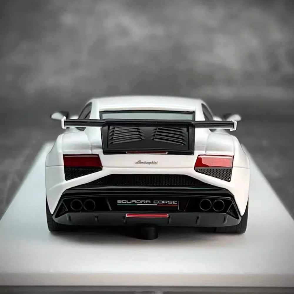 [Make Up] 1:43 Lamborghini 2014 Gallardo LP570-4 Squadra Corse White Model Car Resin