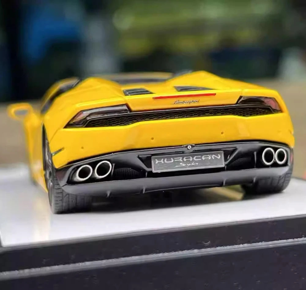 [Make Up] 1:43 Lamborghini 2015 Huracan LP610-4 Spyder Yellow Model Car Resin