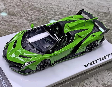 [Make Up] 1:43 Lamborghini 2015 Veneno Roadster LP750-4 Green Model Car Resin