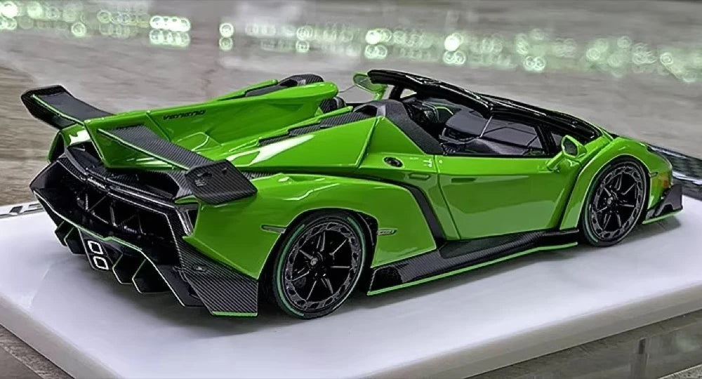 [Make Up] 1:43 Lamborghini 2015 Veneno Roadster LP750-4 Green Model Car Resin