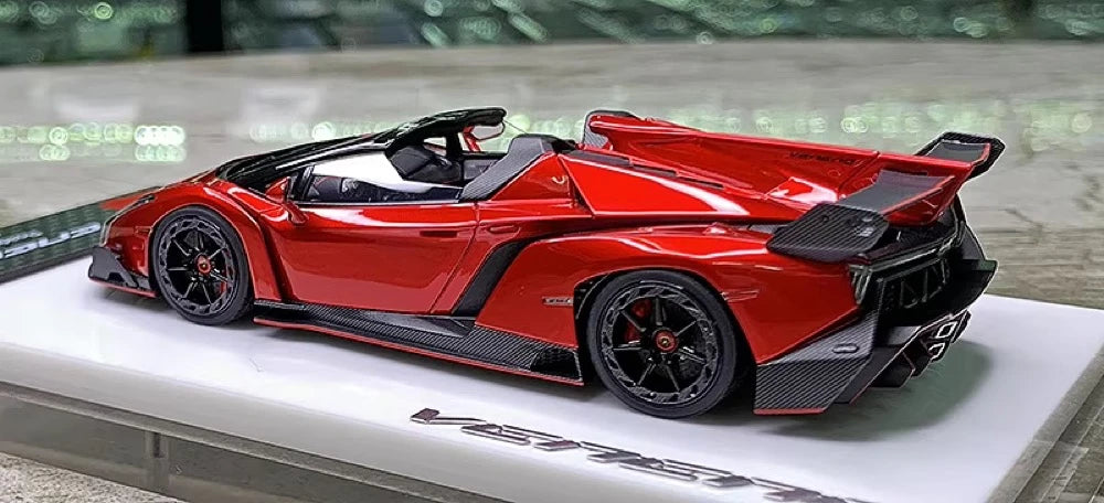 [Make Up] 1:43 Lamborghini 2015 Veneno Roadster LP750-4 Red Model Car Resin