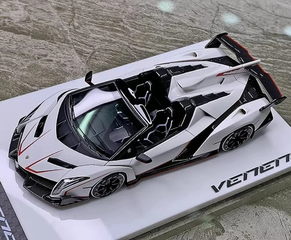 [Make Up] 1:43 Lamborghini 2015 Veneno Roadster LP750-4 White Model Car Resin