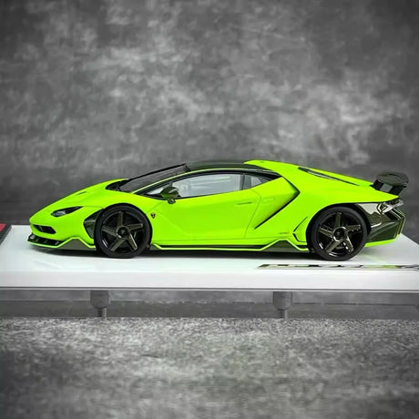 [Make Up] 1:43 Lamborghini 2016 Centenario LP770-4 Green Model Car Resin