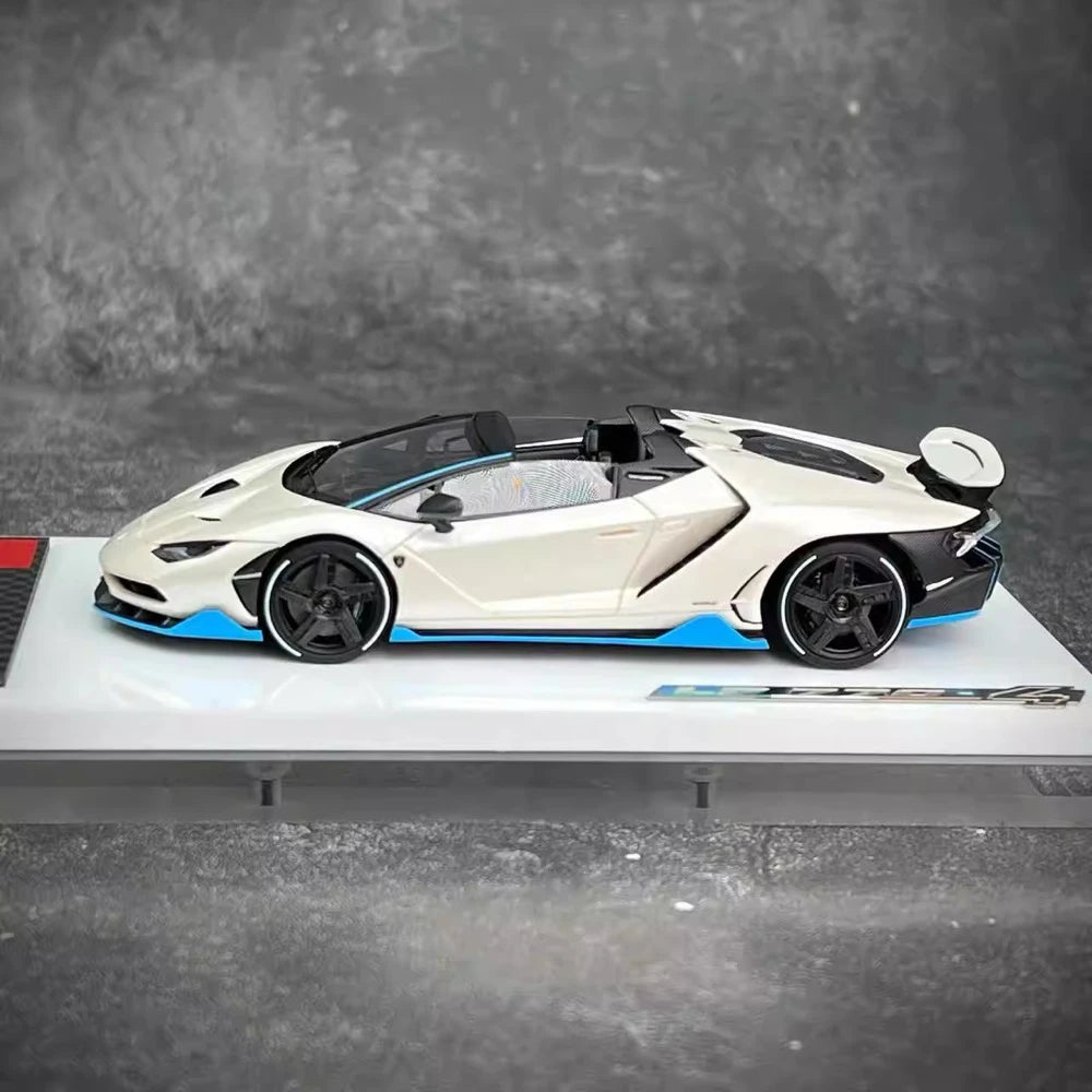 [Make Up] 1:43 Lamborghini 2016 Centenario LP770-4 White Model Car Resin