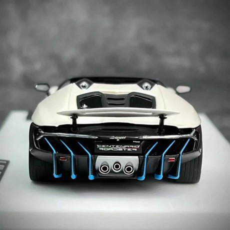 [Make Up] 1:43 Lamborghini 2016 Centenario LP770-4 White Model Car Resin