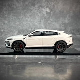 [Make Up] 1:43 Lamborghini 2017 Urus White Model Car Resin