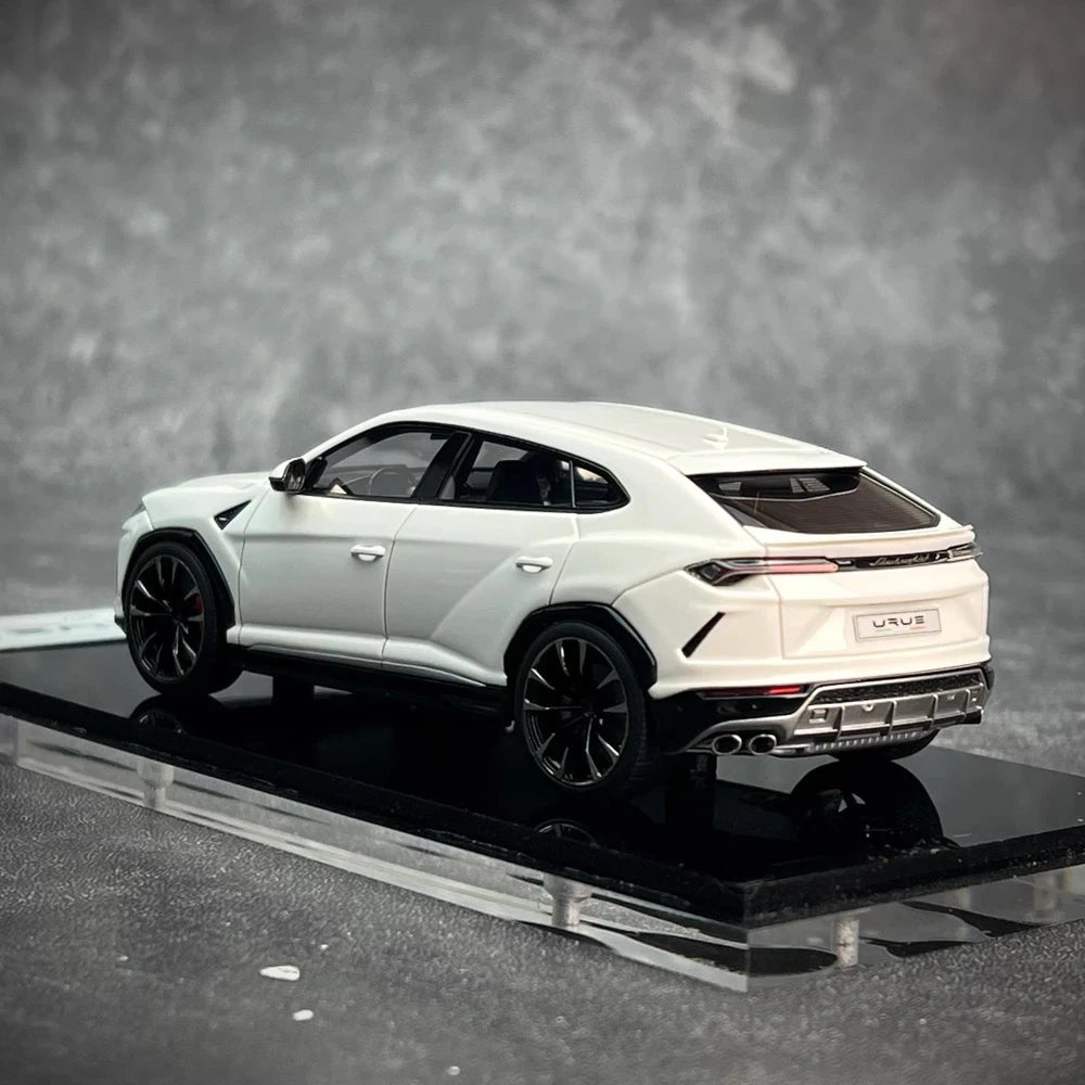 [Make Up] 1:43 Lamborghini 2017 Urus ホワイト モデルカー レジン