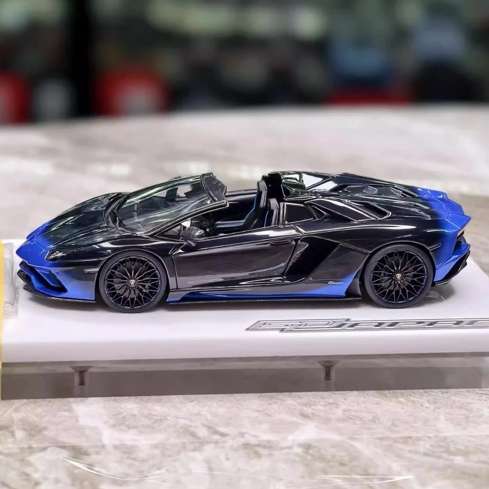 [Make Up] 1:43 Lamborghini 2018 Aventador S Roadster Blue-Black Model Car Resin