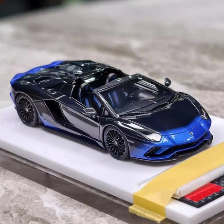 [Make Up] 1:43 Lamborghini 2018 Aventador S Roadster Blue-Black Model Car Resin