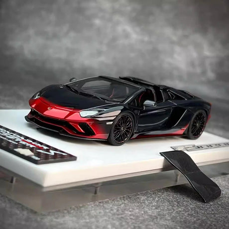 [Make Up] 1:43 Lamborghini 2018 Aventador S Roadster Red-Black Model Car Resin