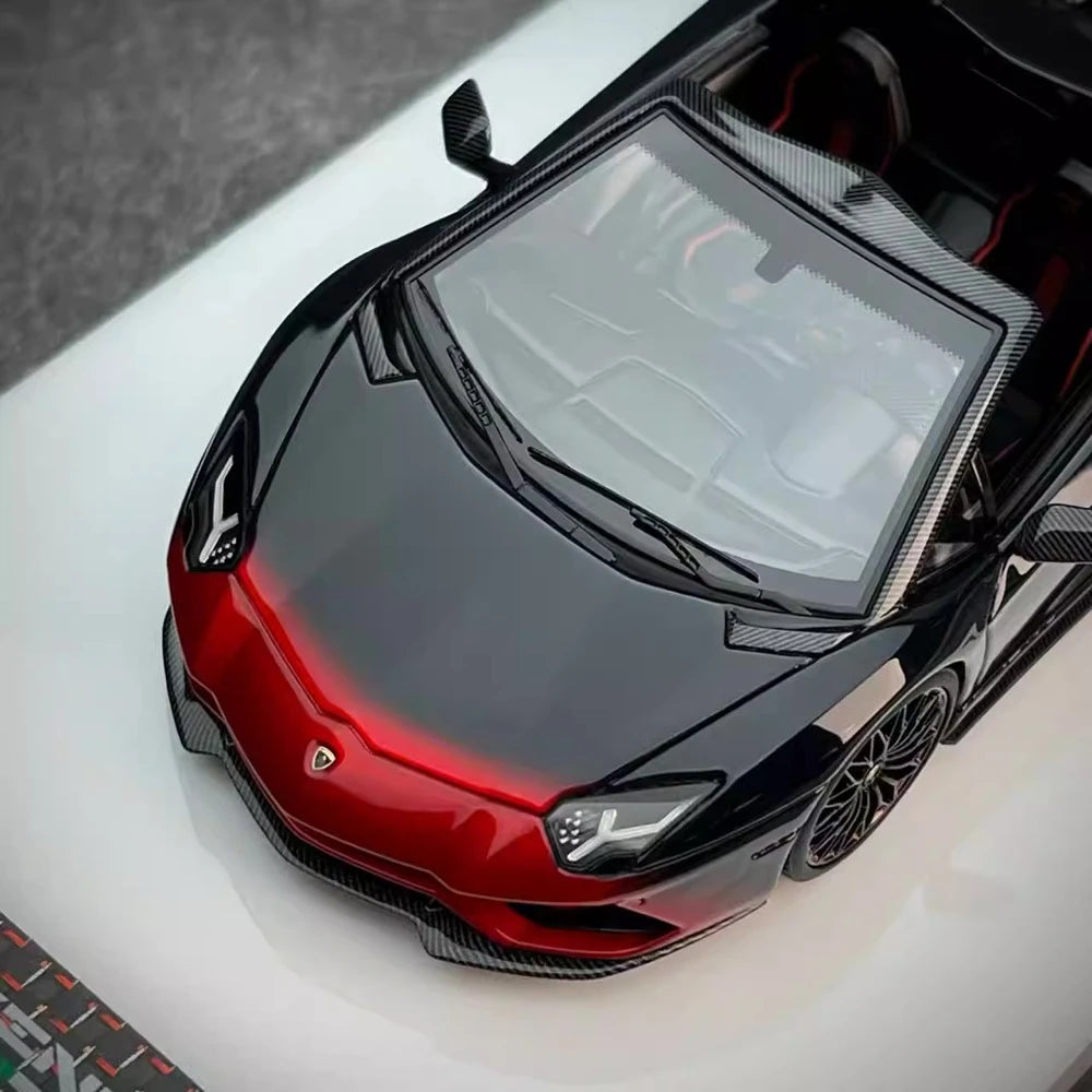 [Make Up] 1:43 Lamborghini 2018 Aventador S Roadster Red-Black Model Car Resin