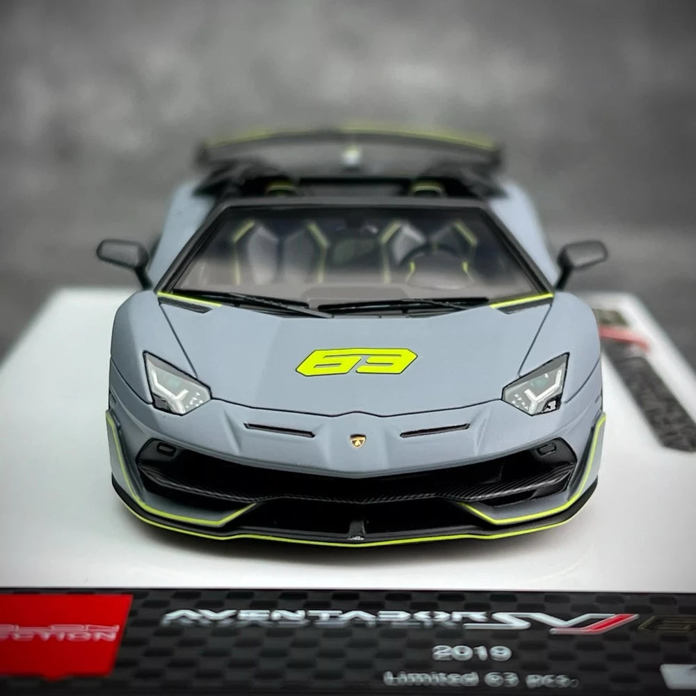 [Make Up] 1:43 Lamborghini 2018 Aventador SVJ 63 Gray Model Car Resin