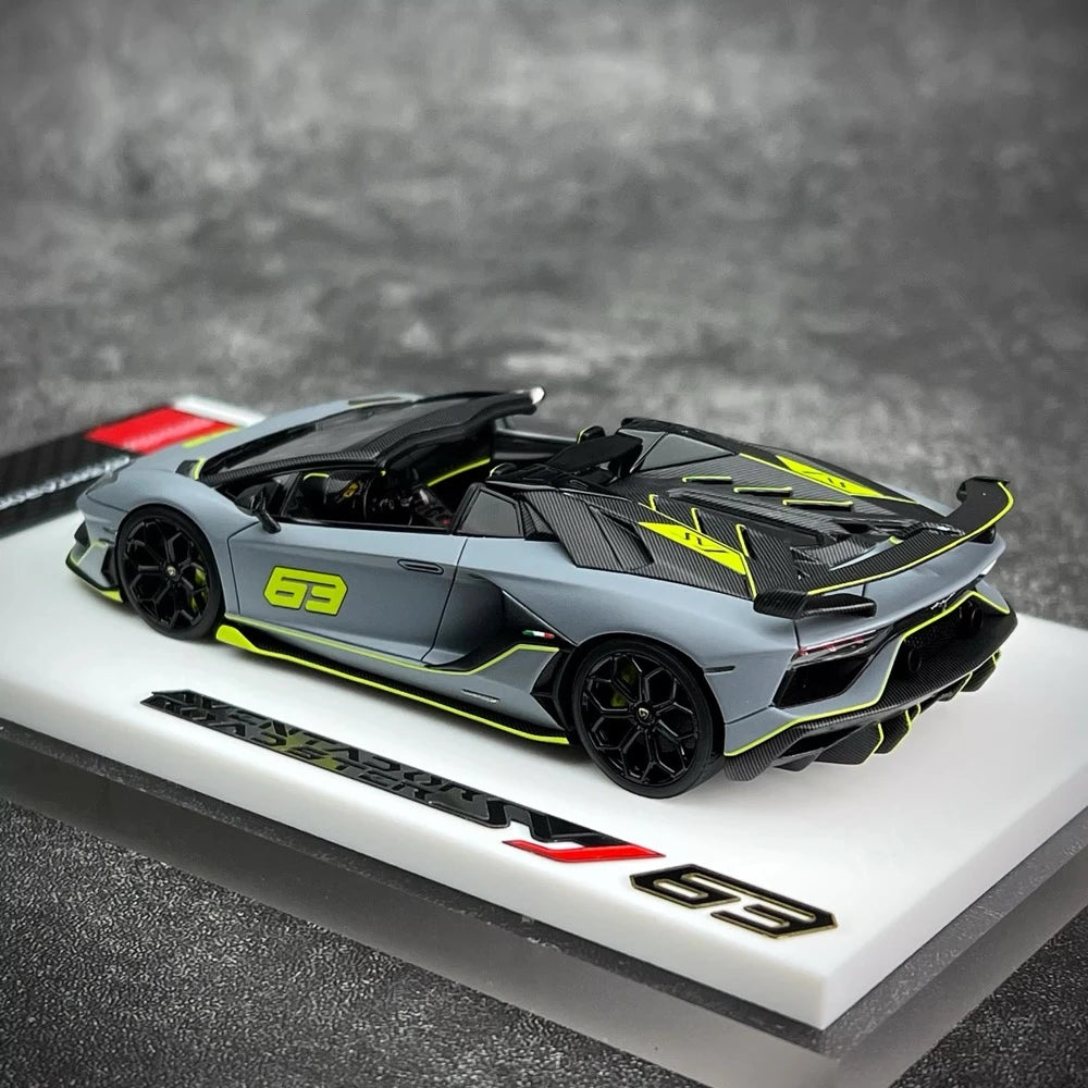 [Make Up] 1:43 Lamborghini 2018 Aventador SVJ 63 Gray Model Car Resin