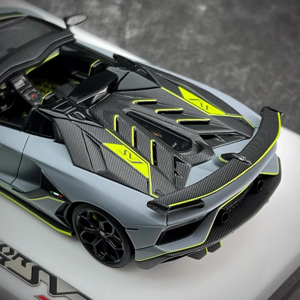 [Make Up] 1:43 Lamborghini 2018 Aventador SVJ 63 Gray Model Car Resin