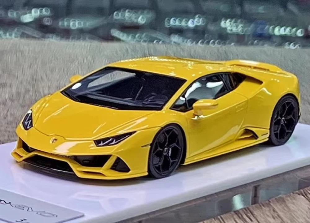 [Make Up] 1:43 Lamborghini 2019 Huracan EVO Yellow Model Car Resin