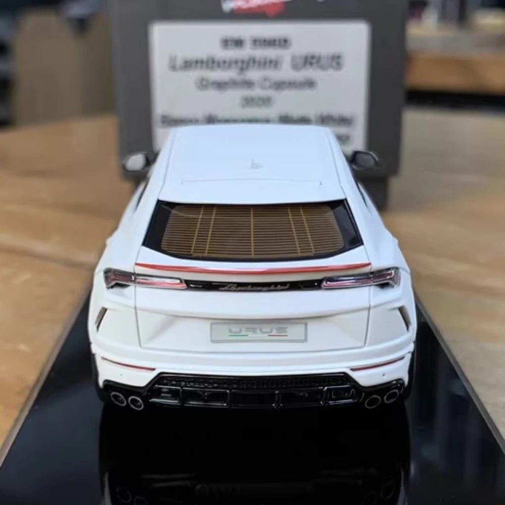 [Make Up] 1:43 Lamborghini 2020 Urus Graphite Capsule White Model Car Resin