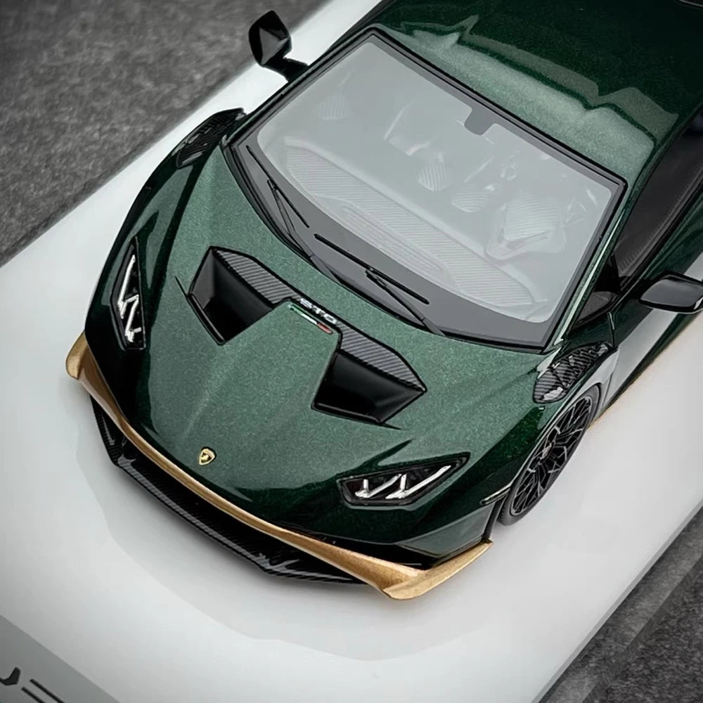 [Make Up] 1:43 Lamborghini 2021 Huracan STO Green Model Car Resin