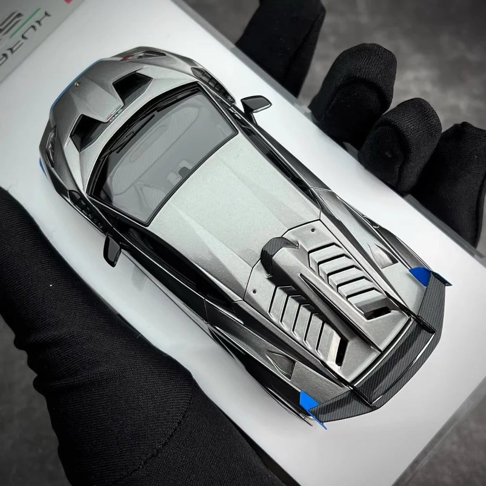 [Make Up] 1:43 Lamborghini 2021 Huracan STO Silver Model Car Resin