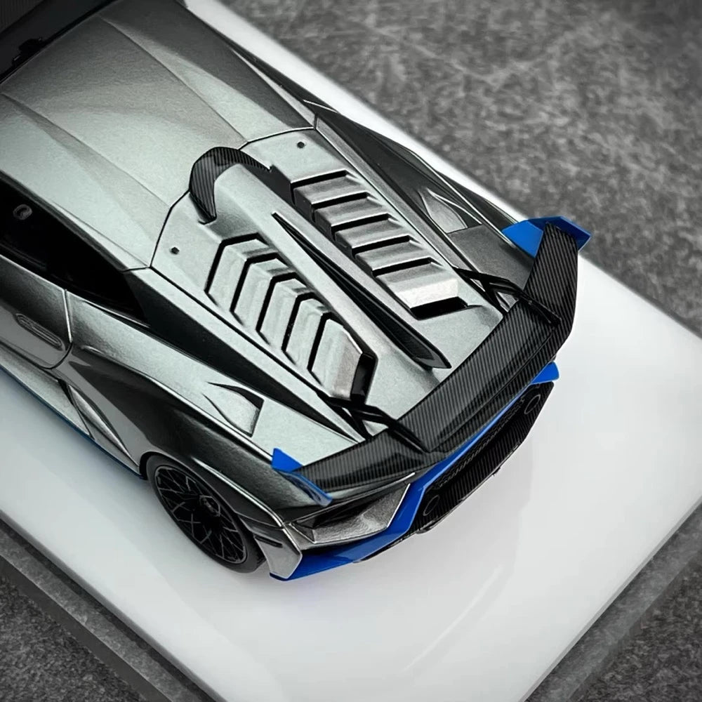 [Make Up] 1:43 Lamborghini 2021 Huracan STO Silver Model Car Resin