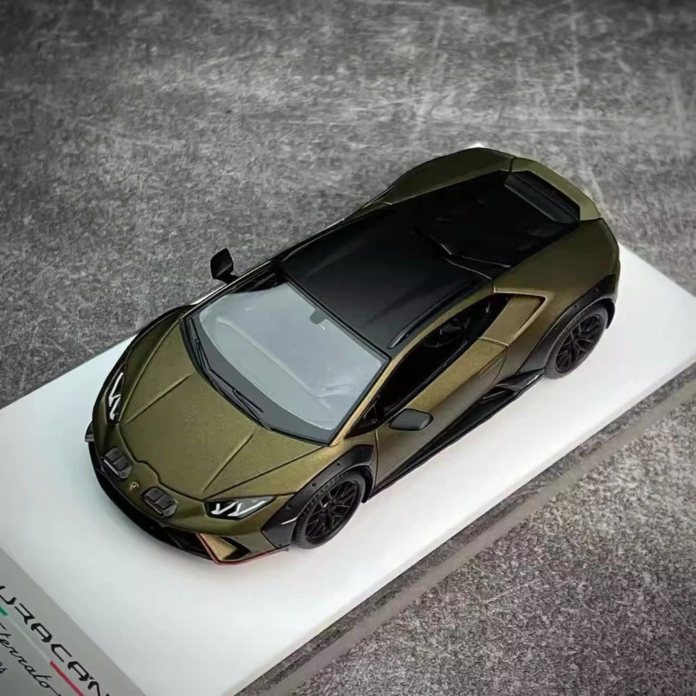 [Make Up] 1:43 Lamborghini 2024 Huracan Sterrato All-Terrain Green Model Car Resin