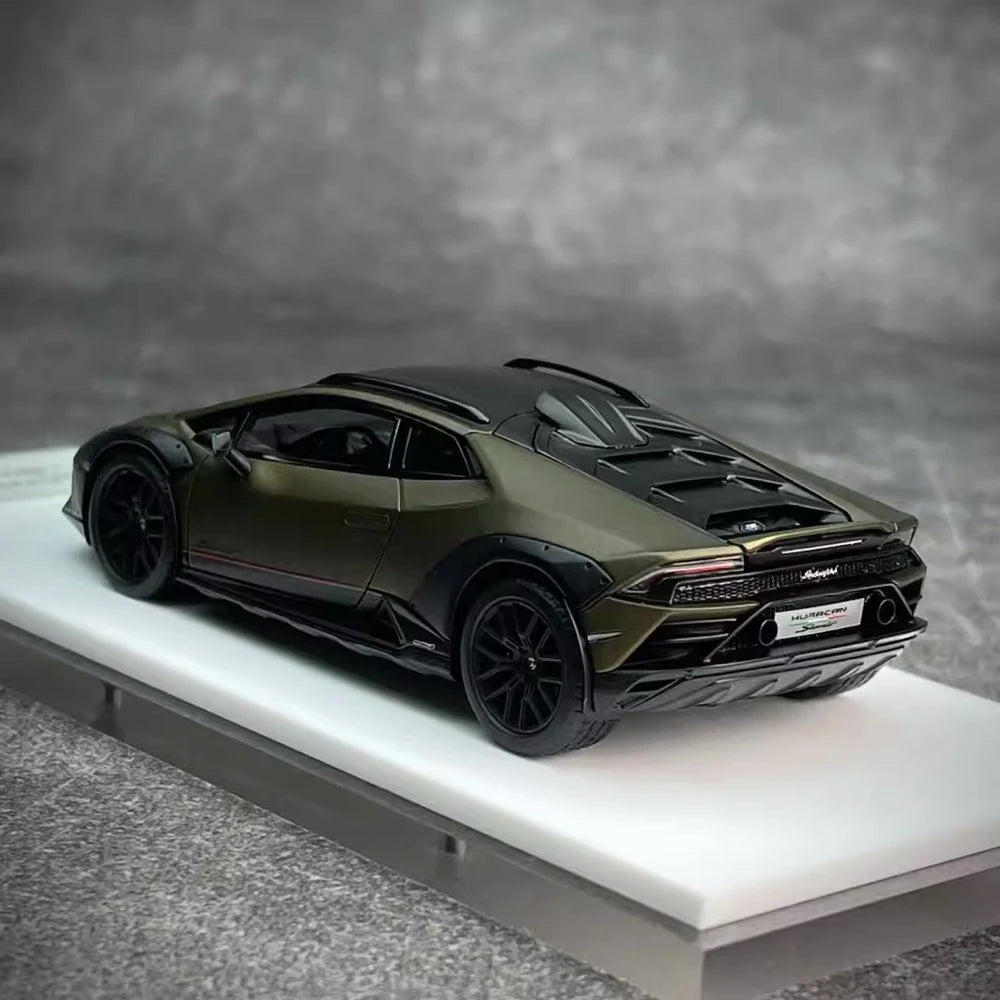 [Make Up] 1:43 Lamborghini 2024 Huracan Sterrato All-Terrain Green Model Car Resin