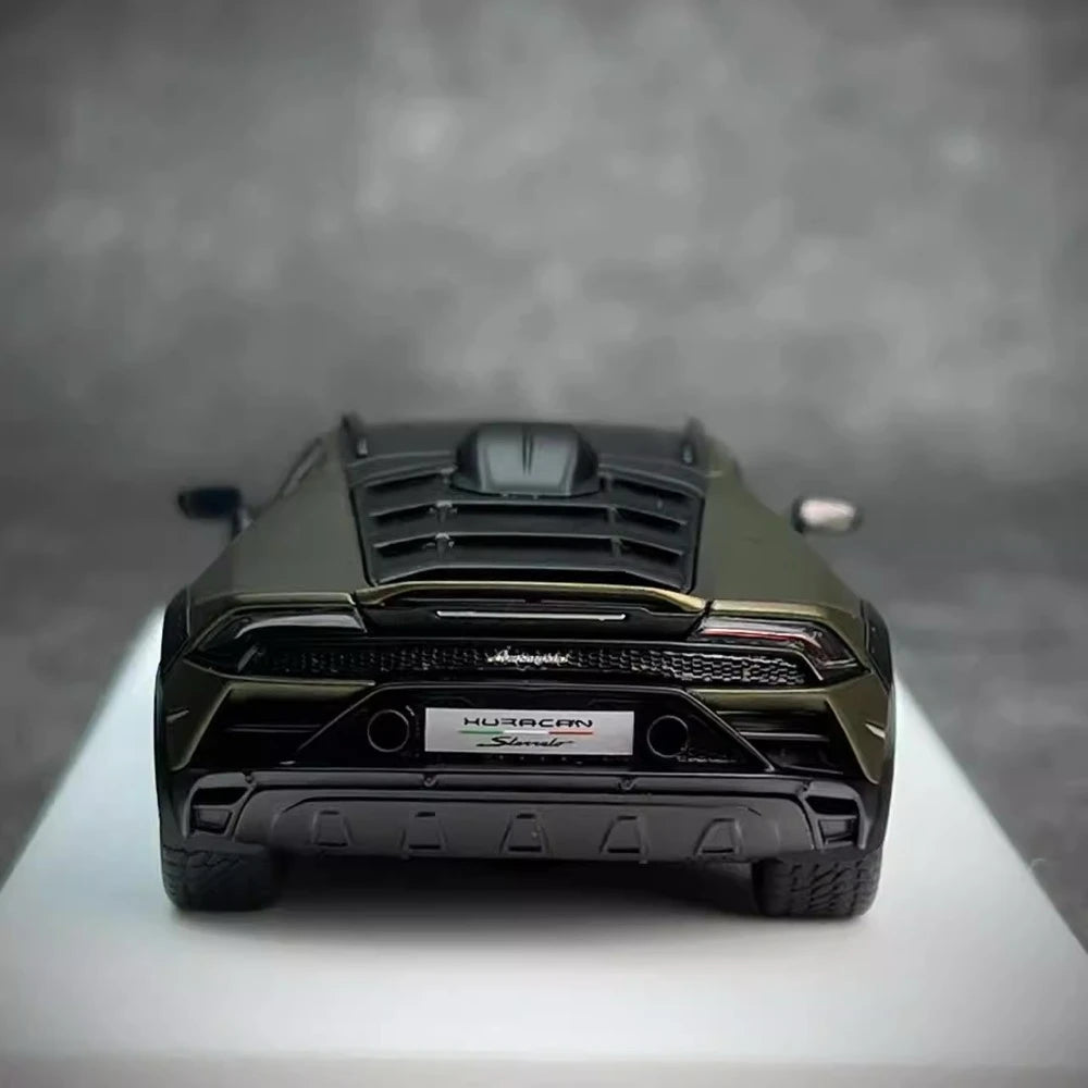 [Make Up] 1:43 Lamborghini 2024 Huracan Sterrato All-Terrain Green Model Car Resin