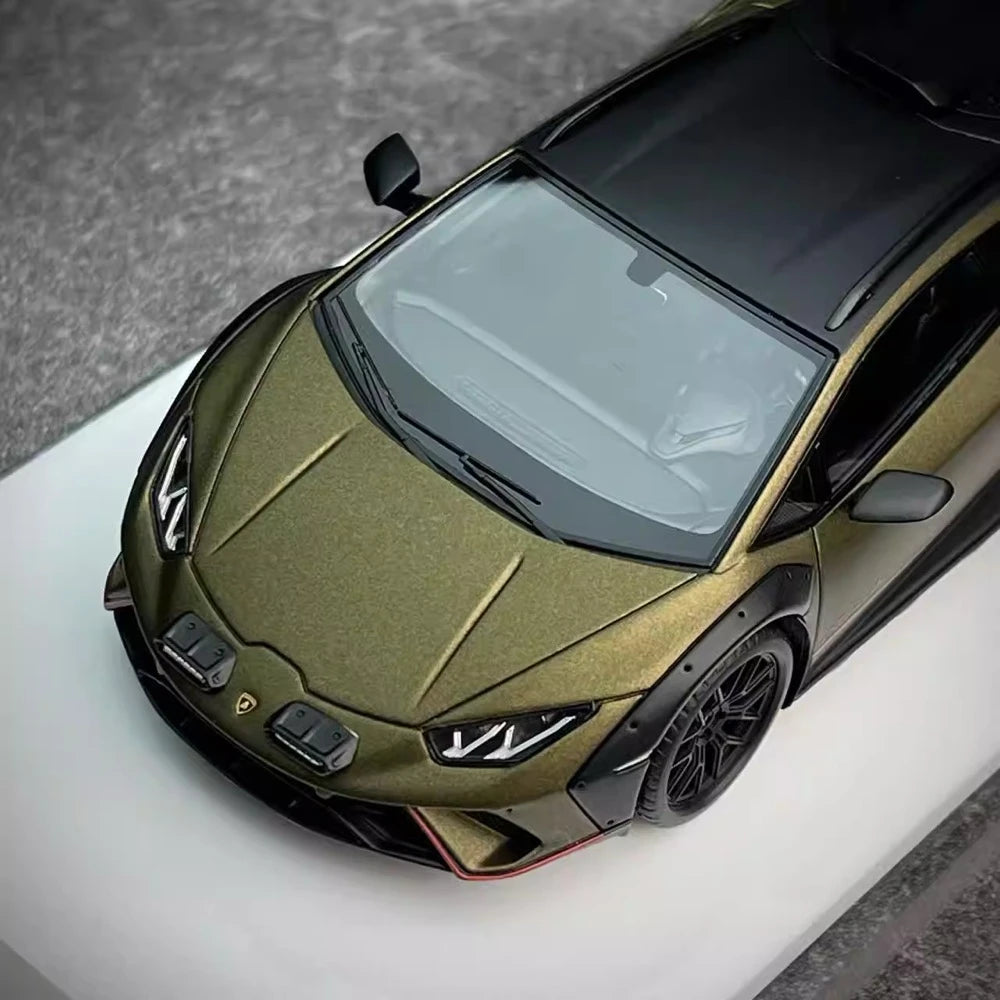 [Make Up] 1:43 Lamborghini 2024 Huracan Sterrato All-Terrain Green Model Car Resin