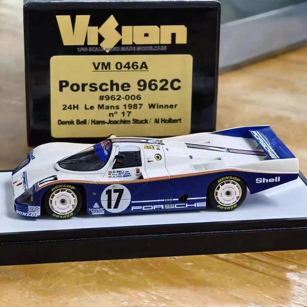 [Make Up] 1:43 Porsche 1987 962C 24H Le Mans #17 Winner Model Car Resin / Closed Body