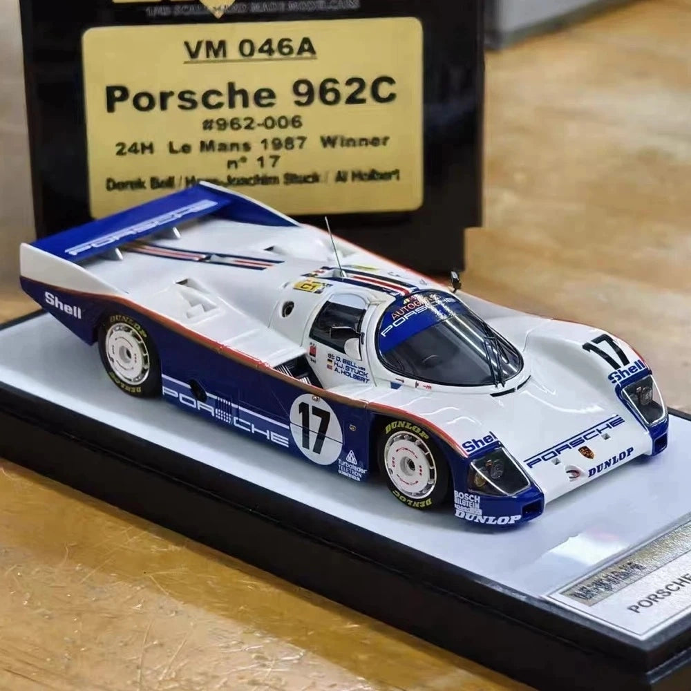[Make Up] 1:43 Porsche 1987 962C 24H Le Mans #17 Winner Model Car Resin / Closed Body