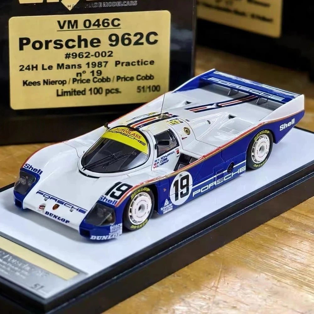 [Make Up] 1:43 Porsche 1987 962C 24H Le Mans #19 Winner Model Car Resin / Closed Body
