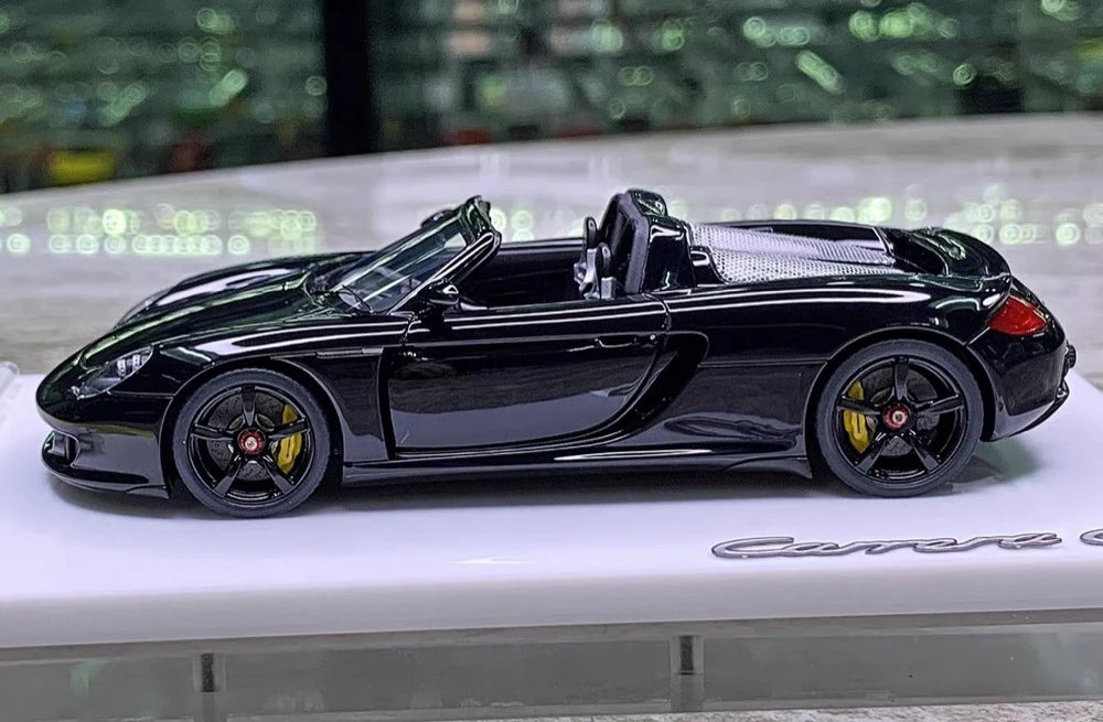 [Make Up] 1:43 Porsche 2004 Carrera GT Black Model Car Resin