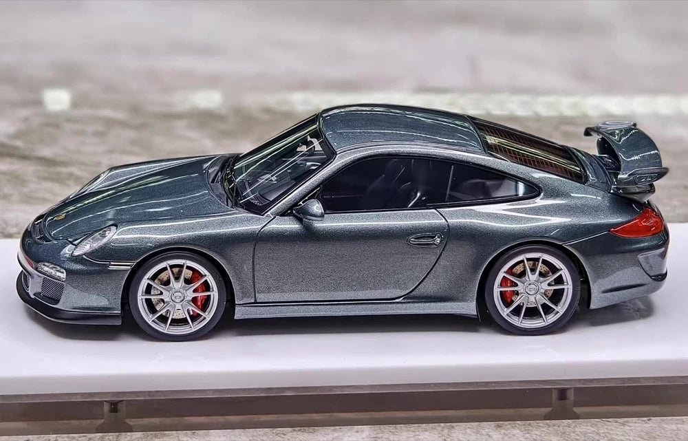 [Make Up] 1:43 Porsche 2010 911 997.2 GT3 Blue Silver Model Car Resin
