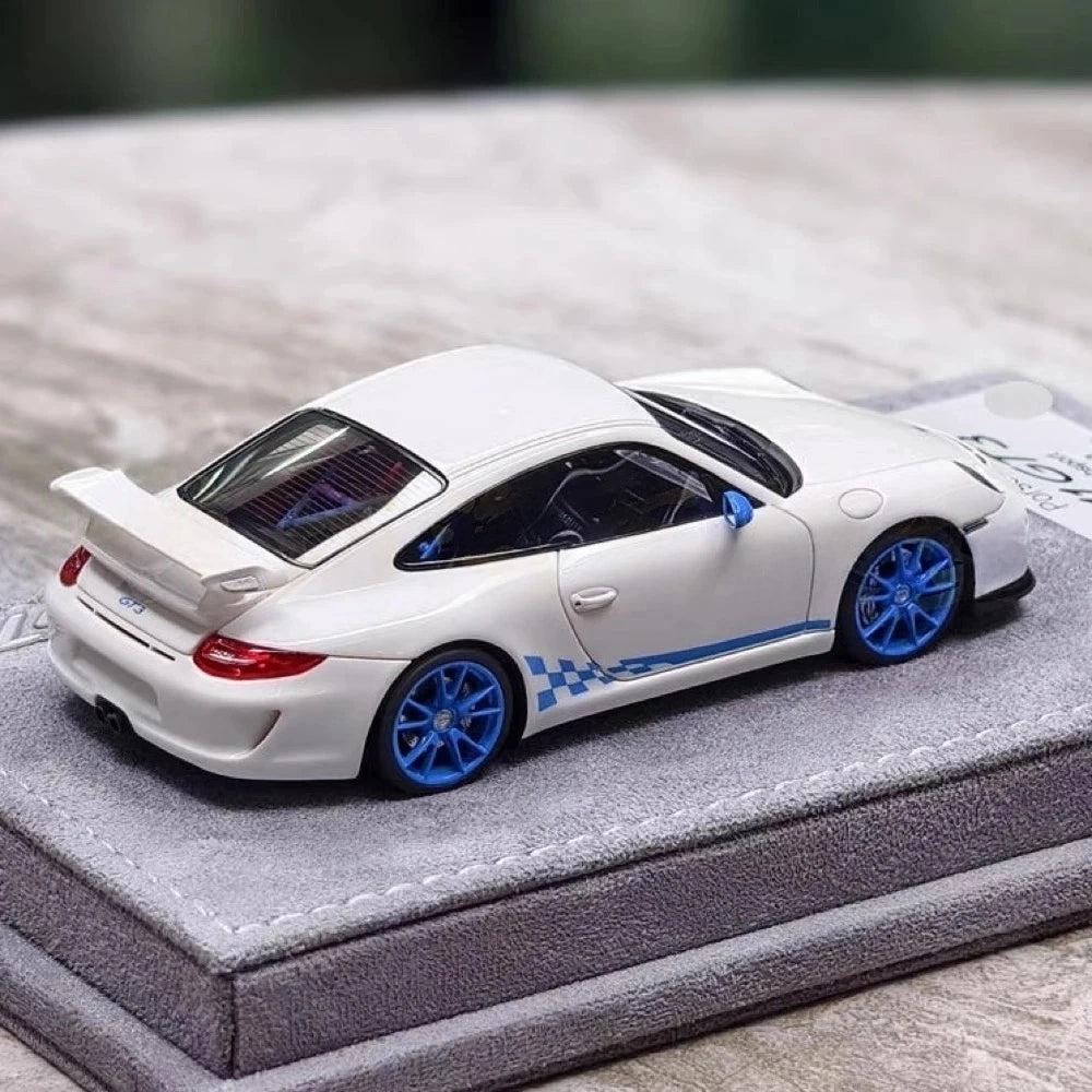 [Make Up] 1:43 Porsche 2010 911 997.2 GT3 Clubsport Model Car Resin